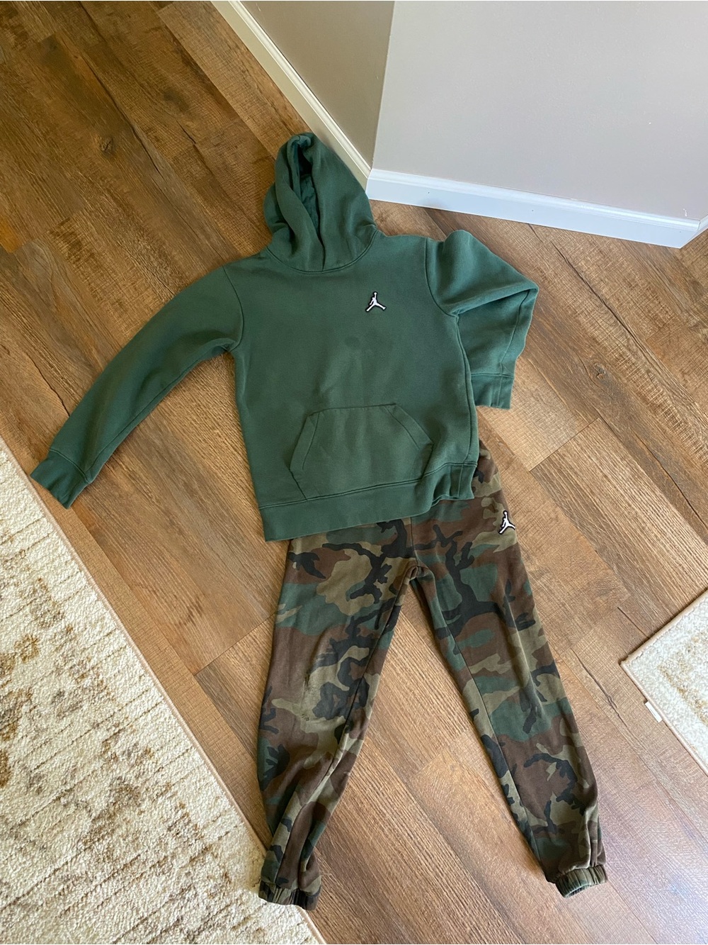Jordan Kids' Camo Jogger Pants  with sweatshirt